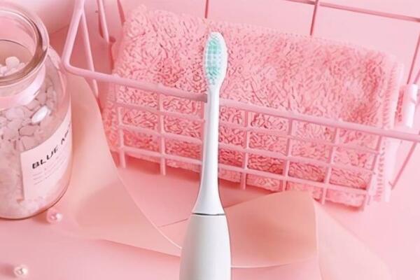 電動(dòng)牙刷價(jià)格區(qū)別：常見(jiàn)的三種不同價(jià)格電動(dòng)牙刷的區(qū)別介紹