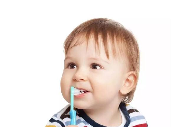 傳言：兒童使用電動牙刷有弊端！真相究竟是什么？