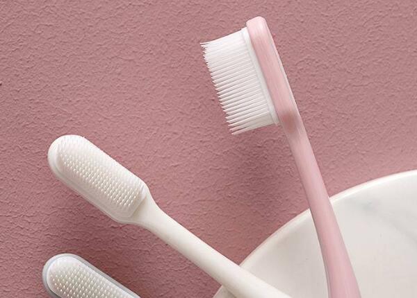 成人超細(xì)毛牙刷怎么用？成人牙刷的正確使用方法