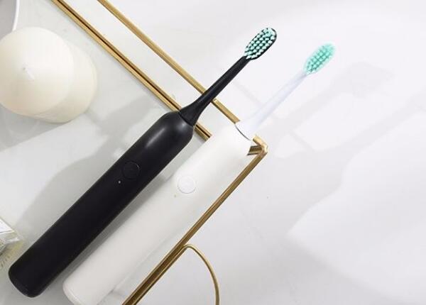 硅膠磁懸浮電動(dòng)牙刷好用嗎？這款電動(dòng)牙刷煥發(fā)你潔白笑容