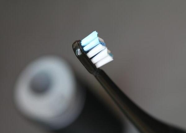 電動(dòng)牙刷刷頭沒有細(xì)毛怎么辦？解決特殊問題方法