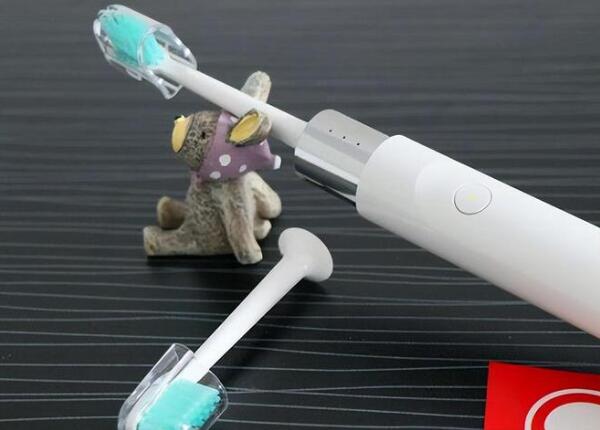 聲波電動(dòng)牙刷怎樣更換刷頭？聲波牙刷頭更換常識(shí)介紹